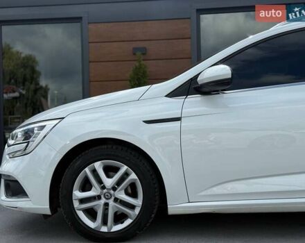 Белый Рено Меган, объемом двигателя 1.46 л и пробегом 253 тыс. км за 14500 $, фото 6 на Automoto.ua