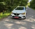 Белый Рено Меган, объемом двигателя 1.49 л и пробегом 105 тыс. км за 15999 $, фото 1 на Automoto.ua