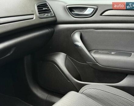 Белый Рено Меган, объемом двигателя 1.46 л и пробегом 253 тыс. км за 14500 $, фото 31 на Automoto.ua