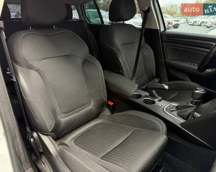 Белый Рено Меган, объемом двигателя 1.46 л и пробегом 253 тыс. км за 14500 $, фото 49 на Automoto.ua