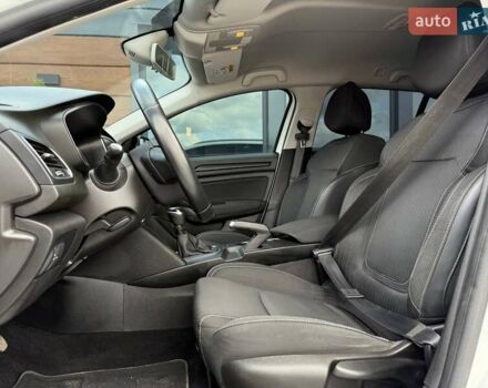 Белый Рено Меган, объемом двигателя 1.46 л и пробегом 253 тыс. км за 14500 $, фото 20 на Automoto.ua