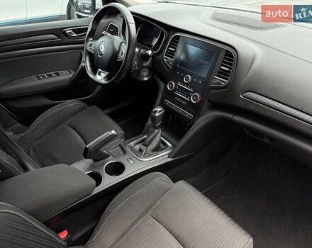 Белый Рено Меган, объемом двигателя 1.46 л и пробегом 253 тыс. км за 14500 $, фото 48 на Automoto.ua