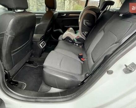 Белый Рено Меган, объемом двигателя 1.46 л и пробегом 73 тыс. км за 22000 $, фото 15 на Automoto.ua