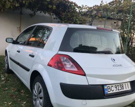 Білий Рено Меган, об'ємом двигуна 1.5 л та пробігом 250 тис. км за 3000 $, фото 1 на Automoto.ua