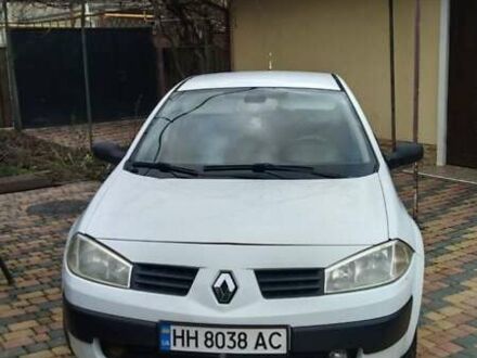Белый Рено Меган, объемом двигателя 1.6 л и пробегом 230 тыс. км за 3100 $, фото 1 на Automoto.ua