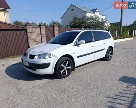 Белый Рено Меган, объемом двигателя 1.5 л и пробегом 270 тыс. км за 3300 $, фото 1 на Automoto.ua