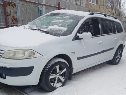 Белый Рено Меган, объемом двигателя 0 л и пробегом 267 тыс. км за 3400 $, фото 1 на Automoto.ua