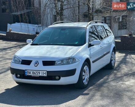 Білий Рено Меган, об'ємом двигуна 1.6 л та пробігом 300 тис. км за 3850 $, фото 1 на Automoto.ua