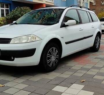 Белый Рено Меган, объемом двигателя 1.6 л и пробегом 197 тыс. км за 5300 $, фото 1 на Automoto.ua