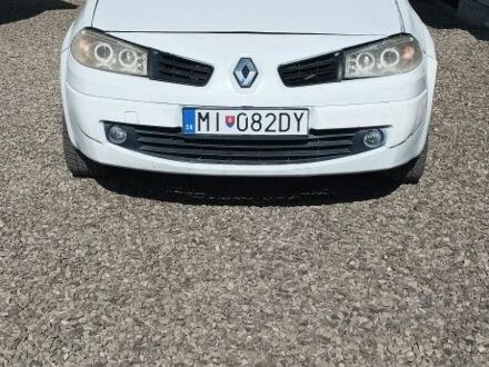 Белый Рено Меган, объемом двигателя 0 л и пробегом 270 тыс. км за 1050 $, фото 1 на Automoto.ua