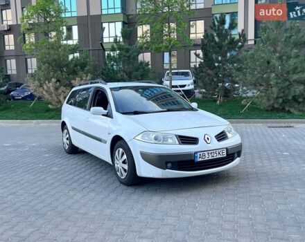 Белый Рено Меган, объемом двигателя 1.6 л и пробегом 298 тыс. км за 4550 $, фото 1 на Automoto.ua
