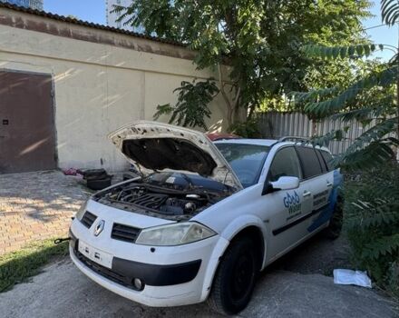 Білий Рено Меган, об'ємом двигуна 1.6 л та пробігом 260 тис. км за 1596 $, фото 1 на Automoto.ua