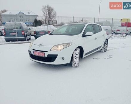 Білий Рено Меган, об'ємом двигуна 1.6 л та пробігом 199 тис. км за 5700 $, фото 1 на Automoto.ua