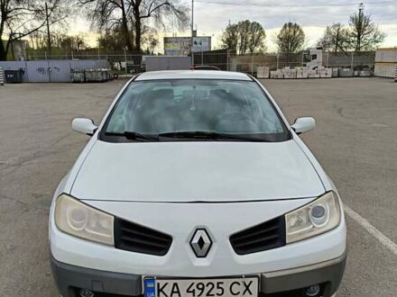 Белый Рено Меган, объемом двигателя 1.6 л и пробегом 265 тыс. км за 4200 $, фото 1 на Automoto.ua