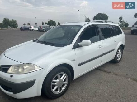 Рено Меган 2008 в Черкассах на Automoto.ua Белый Рено Меган, объемом двигателя 1.6 л и пробегом 197 тыс. км за 5900 $, фото 1 на Automoto.ua