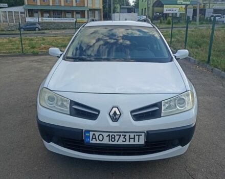 Білий Рено Меган, об'ємом двигуна 1.6 л та пробігом 200 тис. км за 5094 $, фото 1 на Automoto.ua