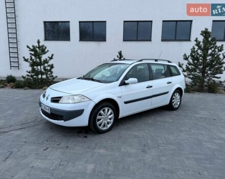 Белый Рено Меган, объемом двигателя 1.6 л и пробегом 257 тыс. км за 4850 $, фото 1 на Automoto.ua