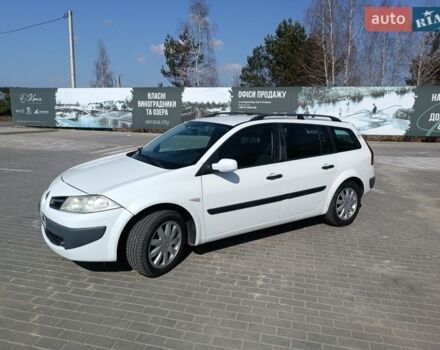 Білий Рено Меган, об'ємом двигуна 1.6 л та пробігом 250 тис. км за 5400 $, фото 1 на Automoto.ua