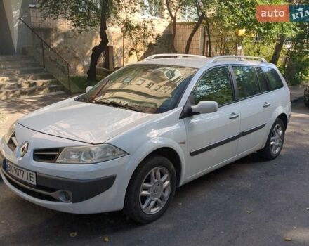Белый Рено Меган, объемом двигателя 1.6 л и пробегом 240 тыс. км за 5250 $, фото 1 на Automoto.ua