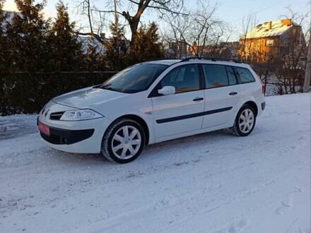 Білий Рено Меган, об'ємом двигуна 1.6 л та пробігом 235 тис. км за 6200 $, фото 1 на Automoto.ua