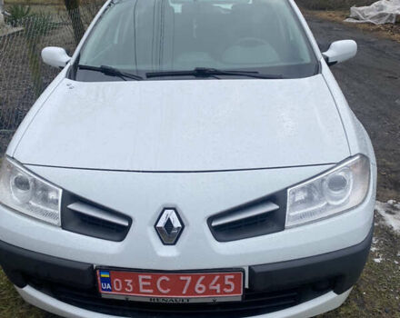 Білий Рено Меган, об'ємом двигуна 1.6 л та пробігом 215 тис. км за 6300 $, фото 1 на Automoto.ua