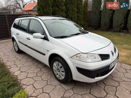 Белый Рено Меган, объемом двигателя 1.46 л и пробегом 250 тыс. км за 5700 $, фото 1 на Automoto.ua