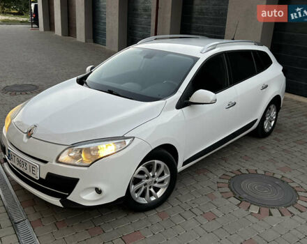 Білий Рено Меган, об'ємом двигуна 2 л та пробігом 290 тис. км за 5950 $, фото 1 на Automoto.ua