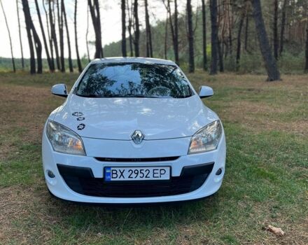 Білий Рено Меган, об'ємом двигуна 1.46 л та пробігом 447 тис. км за 4500 $, фото 1 на Automoto.ua