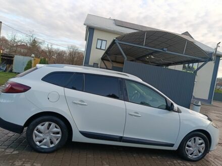 Белый Рено Меган, объемом двигателя 1.5 л и пробегом 205 тыс. км за 6999 $, фото 1 на Automoto.ua