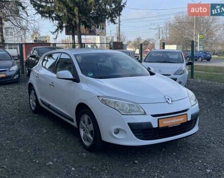Білий Рено Меган, об'ємом двигуна 1.6 л та пробігом 252 тис. км за 7350 $, фото 1 на Automoto.ua