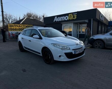 Белый Рено Меган, объемом двигателя 1.6 л и пробегом 194 тыс. км за 7500 $, фото 1 на Automoto.ua
