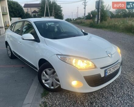 Белый Рено Меган, объемом двигателя 1.5 л и пробегом 400 тыс. км за 6350 $, фото 1 на Automoto.ua