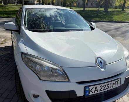 Білий Рено Меган, об'ємом двигуна 1.5 л та пробігом 243 тис. км за 6000 $, фото 1 на Automoto.ua