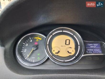 Рено Меган 2009 в Ужгороде на Automoto.ua Белый Рено Меган, объемом двигателя 1.46 л и пробегом 249 тыс. км за 2000 $, фото 1 на Automoto.ua