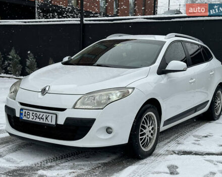 Белый Рено Меган, объемом двигателя 1.46 л и пробегом 299 тыс. км за 6900 $, фото 1 на Automoto.ua