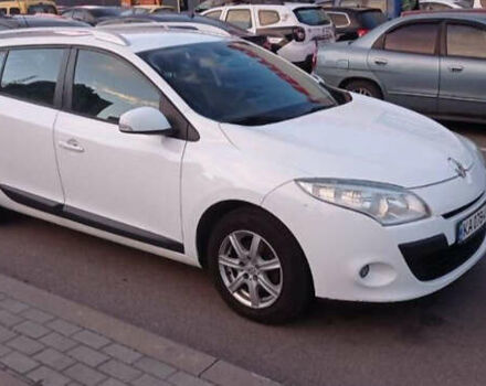 Белый Рено Меган, объемом двигателя 1.46 л и пробегом 156 тыс. км за 6450 $, фото 1 на Automoto.ua