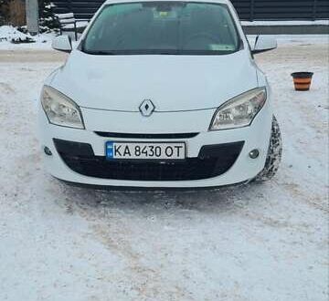 Білий Рено Меган, об'ємом двигуна 1.6 л та пробігом 215 тис. км за 5999 $, фото 1 на Automoto.ua