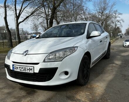 Білий Рено Меган, об'ємом двигуна 1.5 л та пробігом 291 тис. км за 5950 $, фото 1 на Automoto.ua