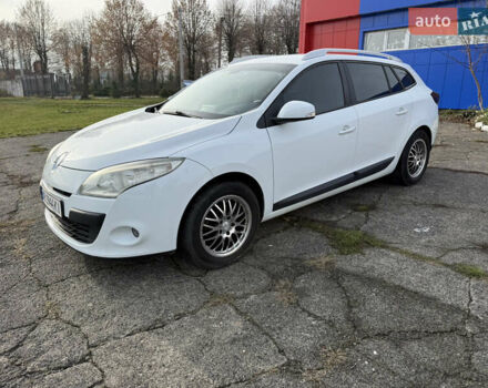 Белый Рено Меган, объемом двигателя 1.46 л и пробегом 299 тыс. км за 6200 $, фото 1 на Automoto.ua