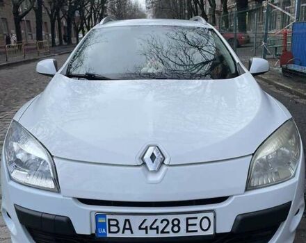 Белый Рено Меган, объемом двигателя 1.46 л и пробегом 217 тыс. км за 6200 $, фото 1 на Automoto.ua