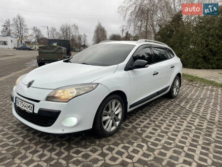 Белый Рено Меган, объемом двигателя 1.46 л и пробегом 230 тыс. км за 6500 $, фото 1 на Automoto.ua