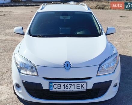 Белый Рено Меган, объемом двигателя 1.46 л и пробегом 264 тыс. км за 7200 $, фото 1 на Automoto.ua