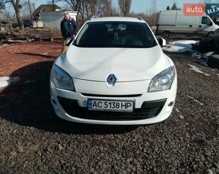 Білий Рено Меган, об'ємом двигуна 1.5 л та пробігом 143 тис. км за 7800 $, фото 1 на Automoto.ua