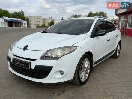 Білий Рено Меган, об'ємом двигуна 1.46 л та пробігом 250 тис. км за 6800 $, фото 1 на Automoto.ua