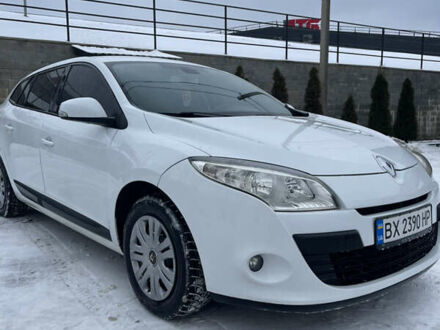 Білий Рено Меган, об'ємом двигуна 1.46 л та пробігом 289 тис. км за 5999 $, фото 1 на Automoto.ua