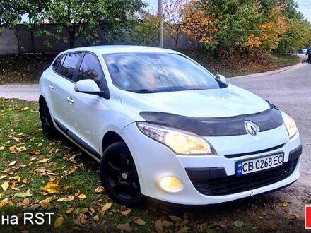 Білий Рено Меган, об'ємом двигуна 1.5 л та пробігом 200 тис. км за 6999 $, фото 1 на Automoto.ua