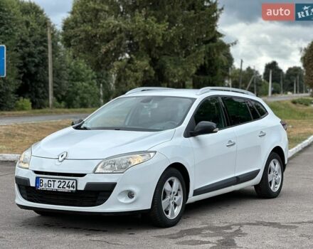 Білий Рено Меган, об'ємом двигуна 1.46 л та пробігом 202 тис. км за 7300 $, фото 1 на Automoto.ua