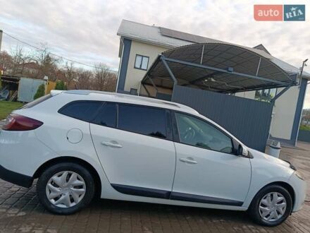 Белый Рено Меган, объемом двигателя 1.46 л и пробегом 205 тыс. км за 6800 $, фото 1 на Automoto.ua