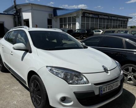 Білий Рено Меган, об'ємом двигуна 1.6 л та пробігом 244 тис. км за 5900 $, фото 1 на Automoto.ua