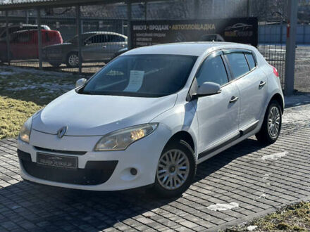 Білий Рено Меган, об'ємом двигуна 1.5 л та пробігом 214 тис. км за 5800 $, фото 1 на Automoto.ua